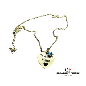 Colgante mujer corazón de acero dorado personalizado
